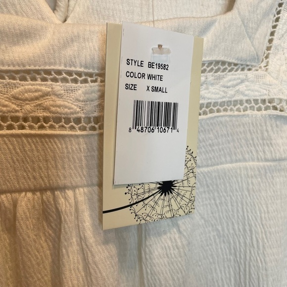Everleigh Square Neck Lace Knit Top in White XS New - Picture 2 of 6
